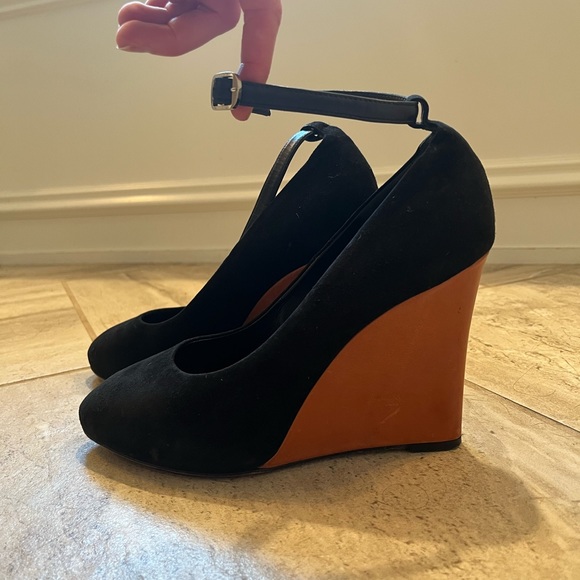 Celine black suede and brown leather wedges - Picture 3 of 17
